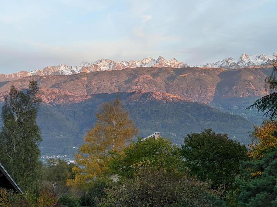 Maison Familiale En Montagne Avec Vue Merveilleuse Sur Le Massif De Belledonne Saint-Bernard  Exteriör bild