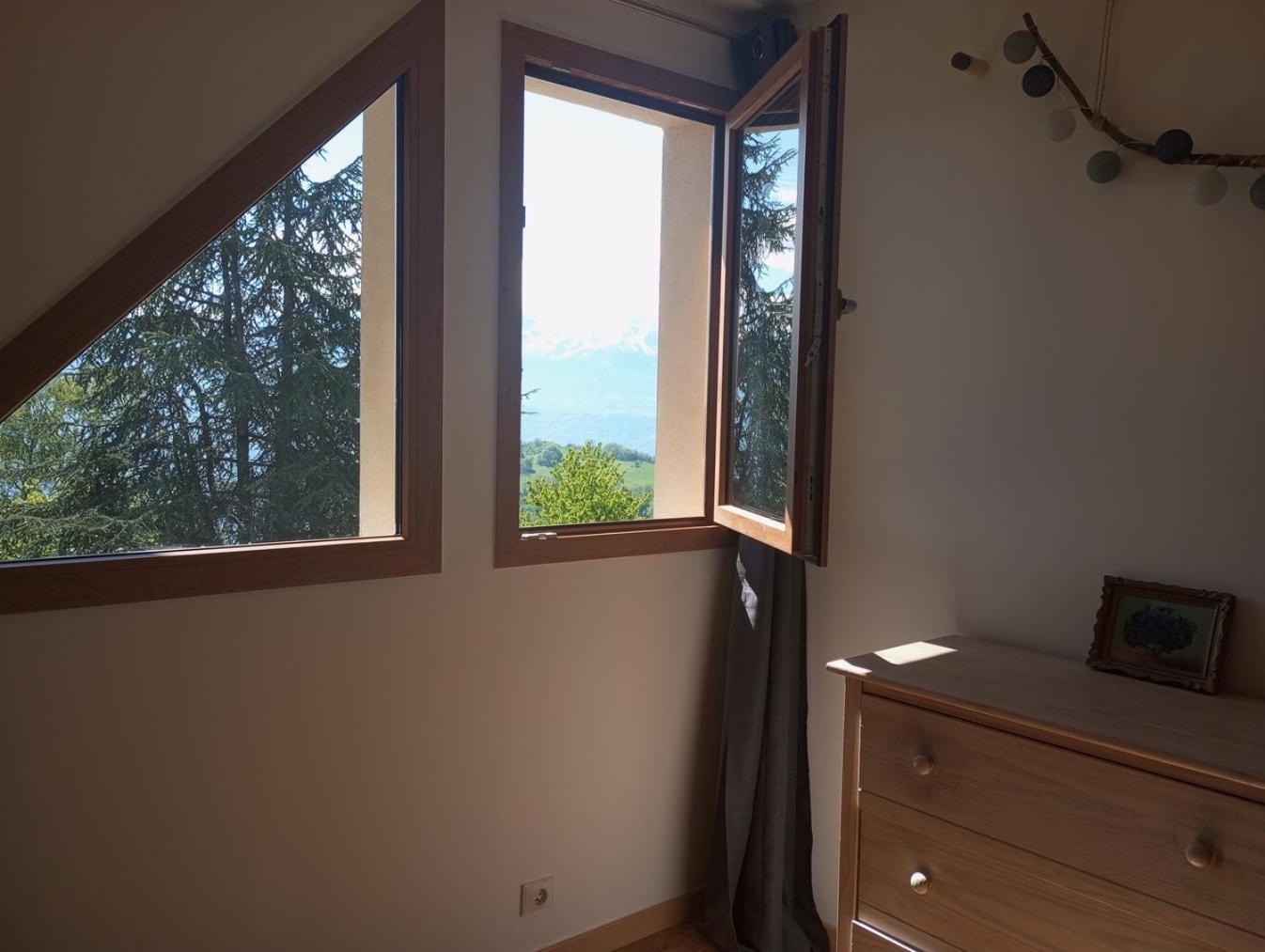 Maison Familiale En Montagne Avec Vue Merveilleuse Sur Le Massif De Belledonne Saint-Bernard  Exteriör bild